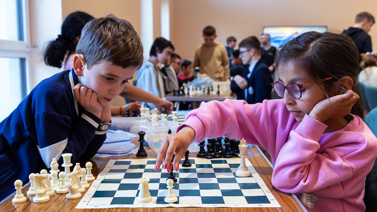 10 Beginner Chess Tips Kids Love to Learn